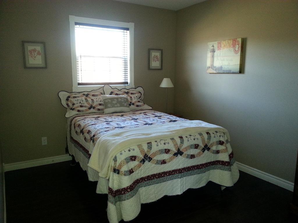 Oliver'S Landing Villa ร็อคกี้ ฮาร์เบอร์ ห้อง รูปภาพ